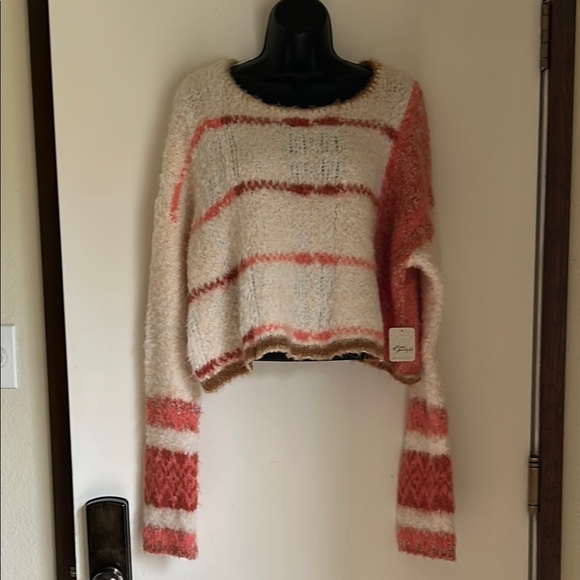 FREE PEOPLE EMERSON PULLOVER CROPPED SWEATER COLOR CHAMPAGNE DREAM LARGE - Picture 1 of 12